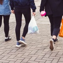 广东女子双腿麻痒酸胀，确诊不宁腿综合征，如何科学应对？