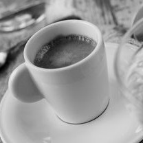 广东老人误将无糖饮料当水喝，竟引发糖尿病酮症，健康误区需警惕！