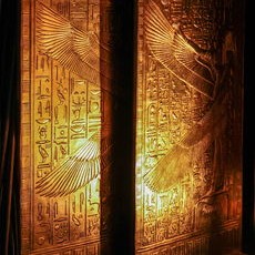 穿越时空的奢华，埃及3000年前法老金镯的现代价值