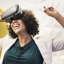 成都自缢女子为外卖骑手？真相大白，不实信息的传播与反思