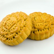 广东美食探索旧礼盒装新月饼，传统与创新的碰撞，违规与否？