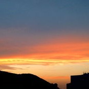 雷峰塔图片拍摄全攻略：轻松捕捉四季美景与经典机位