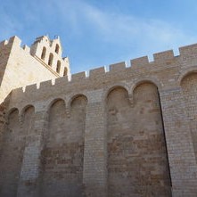 美国23岁枪手袭击母校教堂，悲剧背后的社会问题与反思