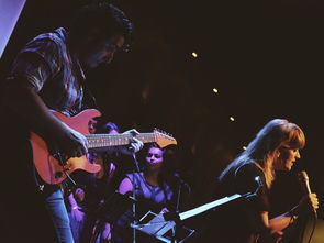 揭秘广东合唱团铁血灰蓝演出服装背后的故事